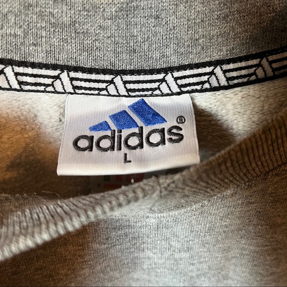 adidas cropped sweatshirt - Picture 3 of 5